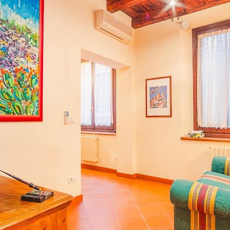 Апартаменты Piazza Grande - Italian Homing Болонья Экстерьер фото